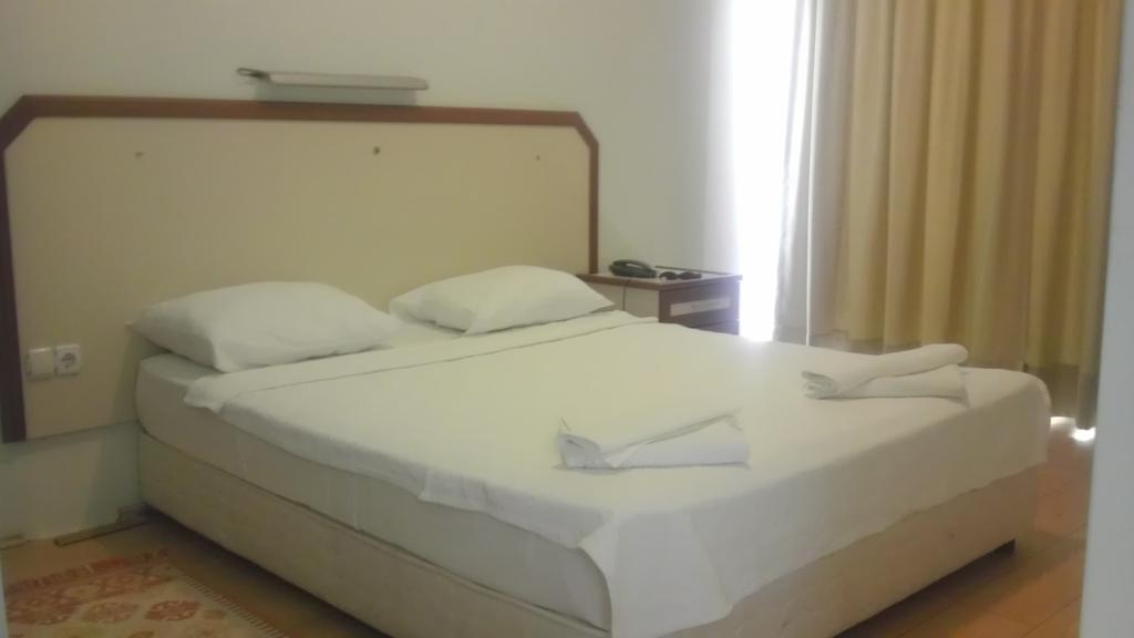 Zeytin Apart Hotel Çeşme Cameră foto